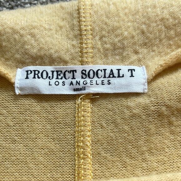 Project Social T Off the Shoulder Cozy Top Size S very soft and comfy - Picture 8 of 11